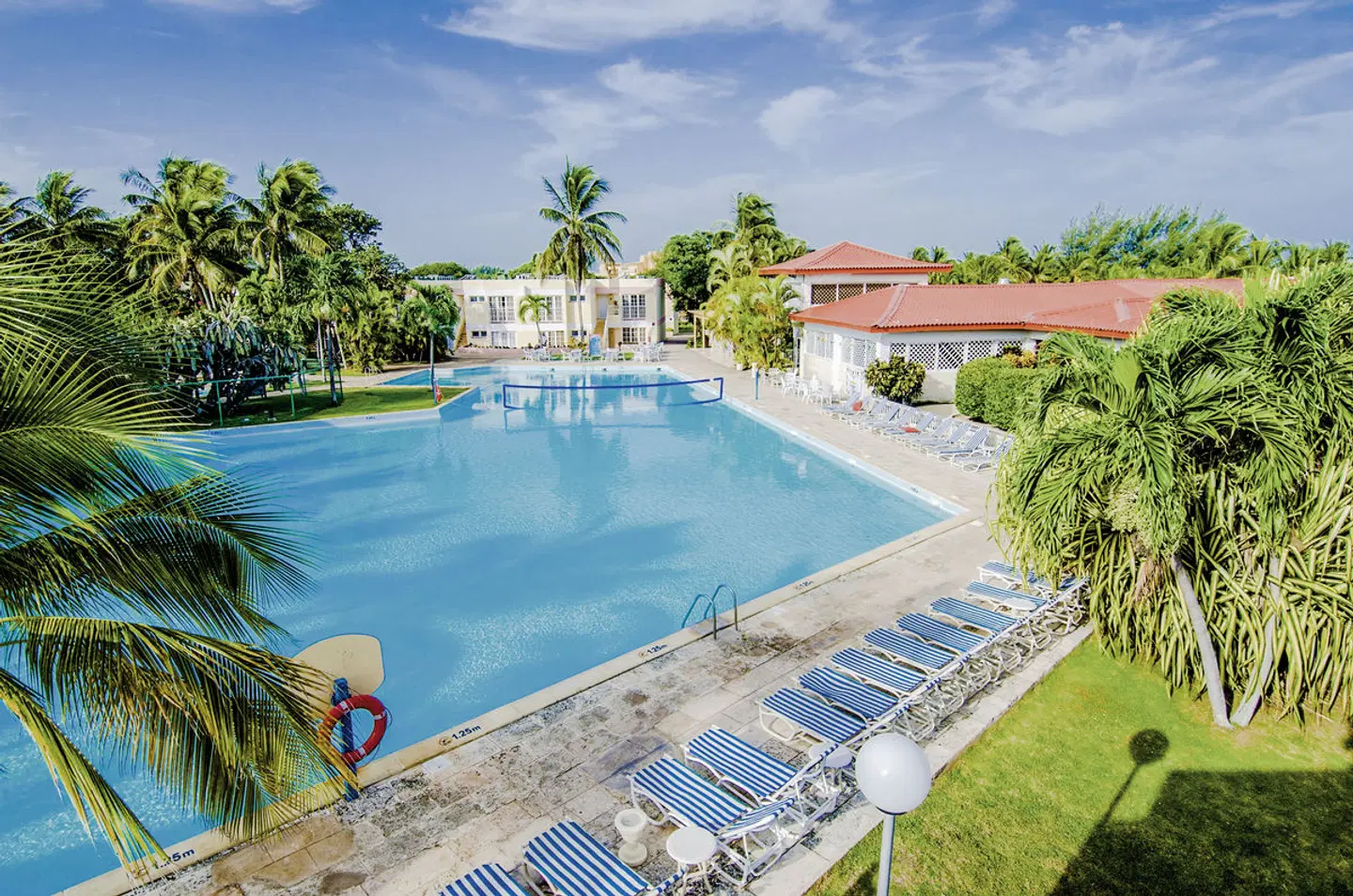 Los Cactus OUTDOOR_POOL