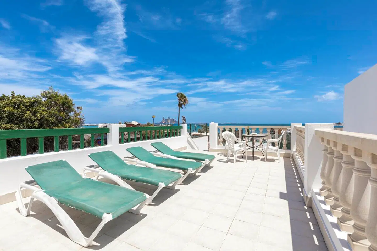 LIVVO Erika Terrasse