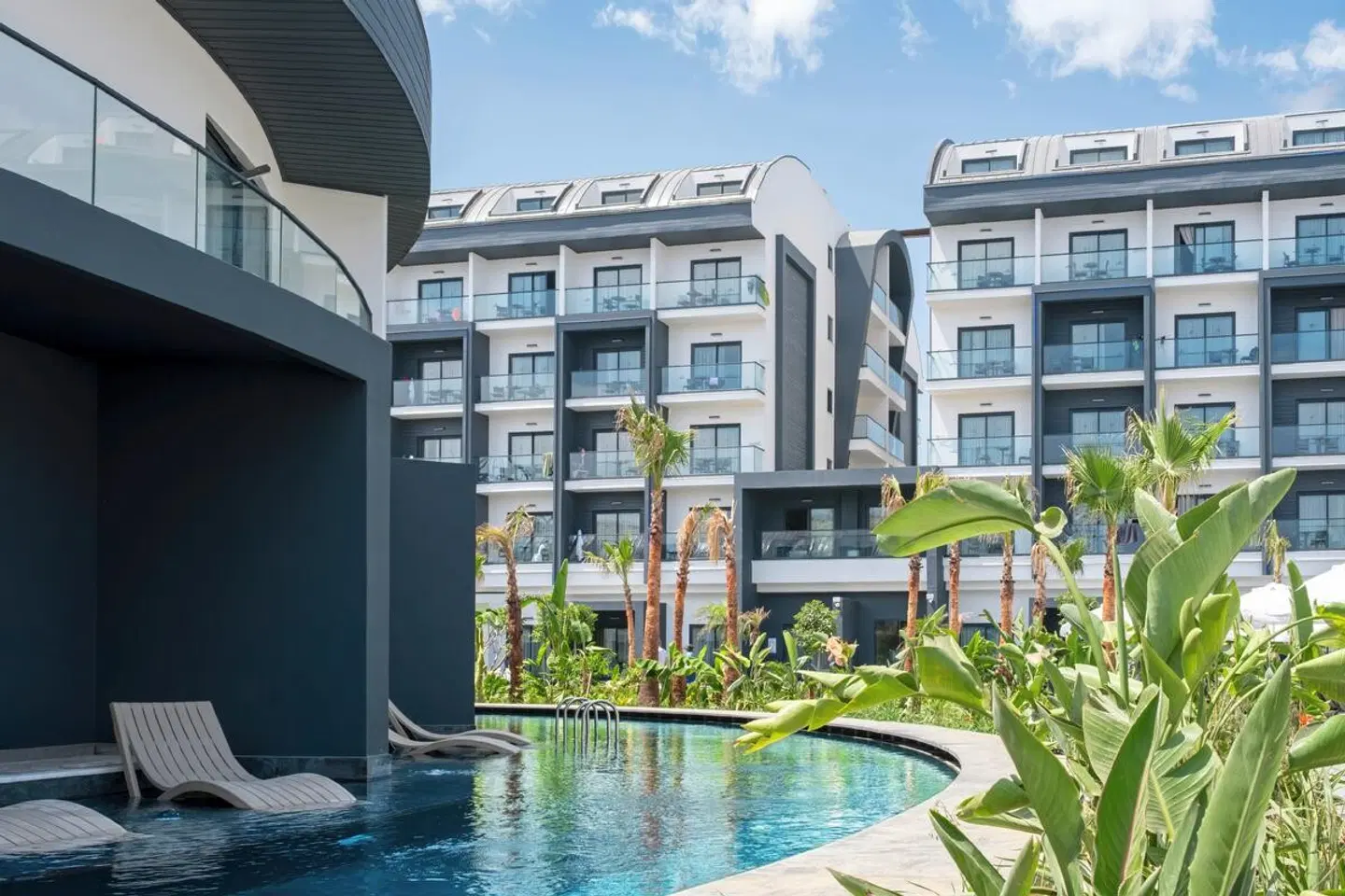Royal Atlantis Icon EXTERIOR