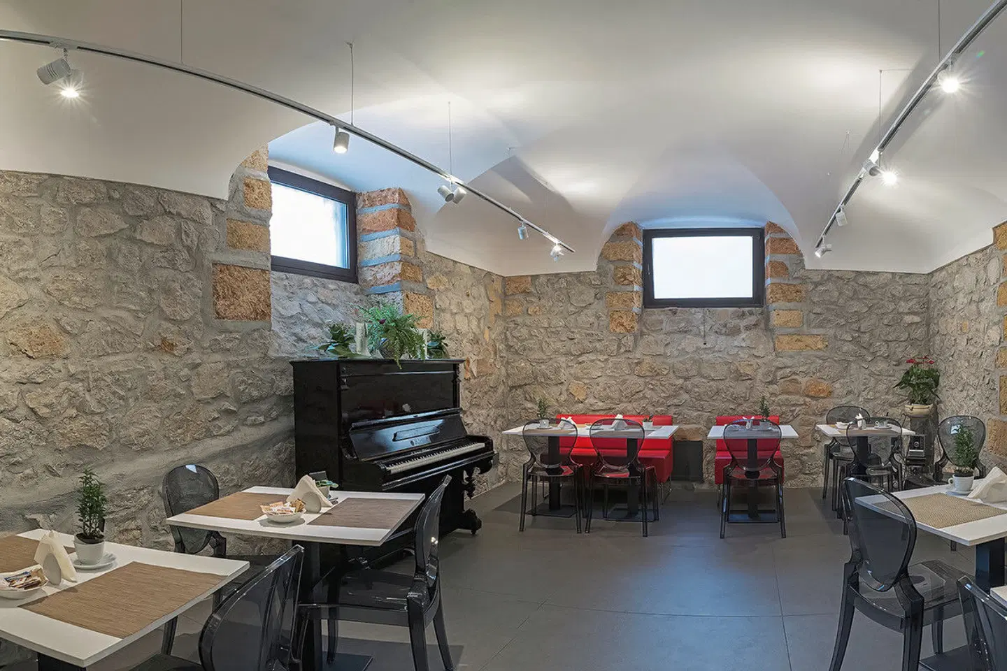 Tonic Restaurant