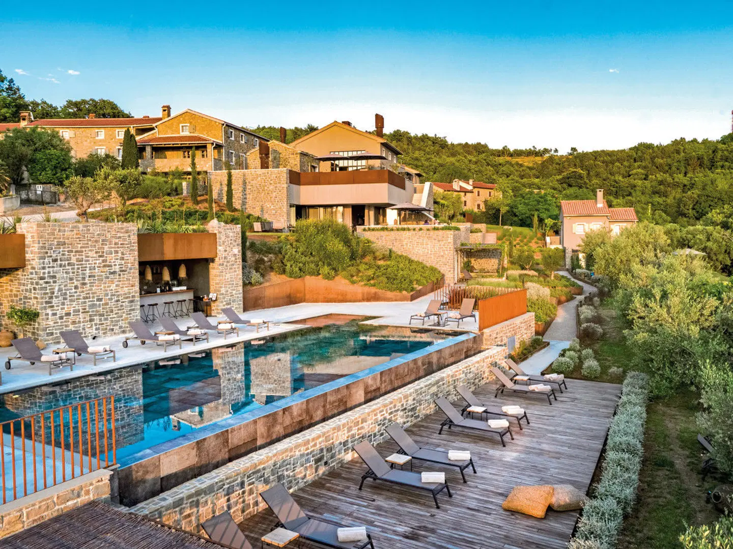 San Canzian Village & Hotel OUTDOOR_POOL
