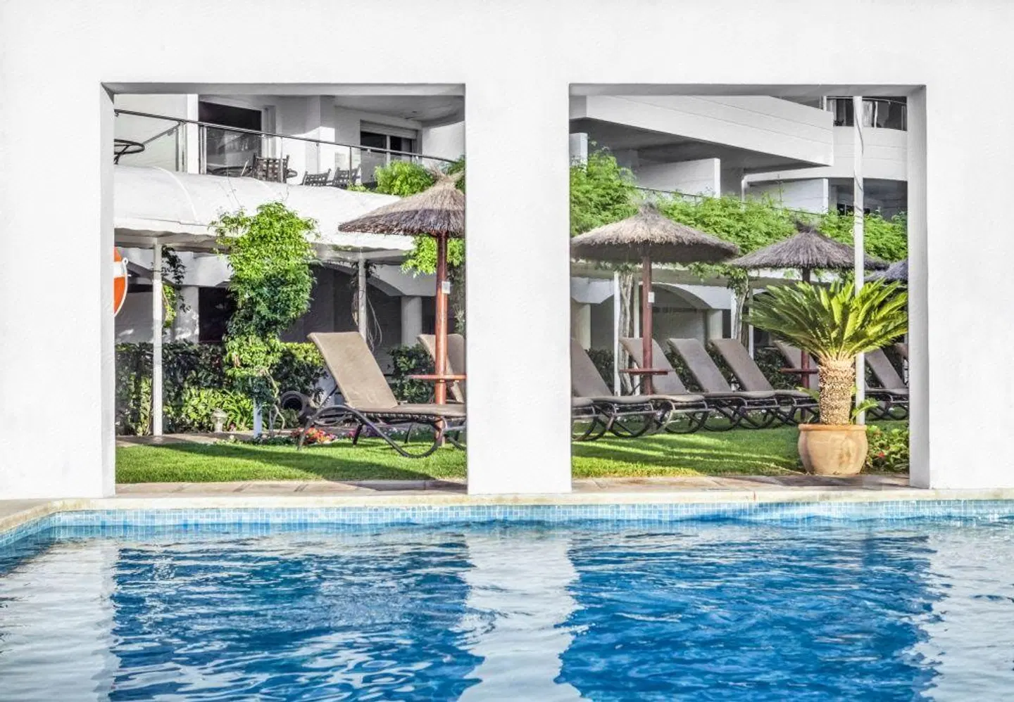 Ona Garden Lago OUTDOOR_POOL