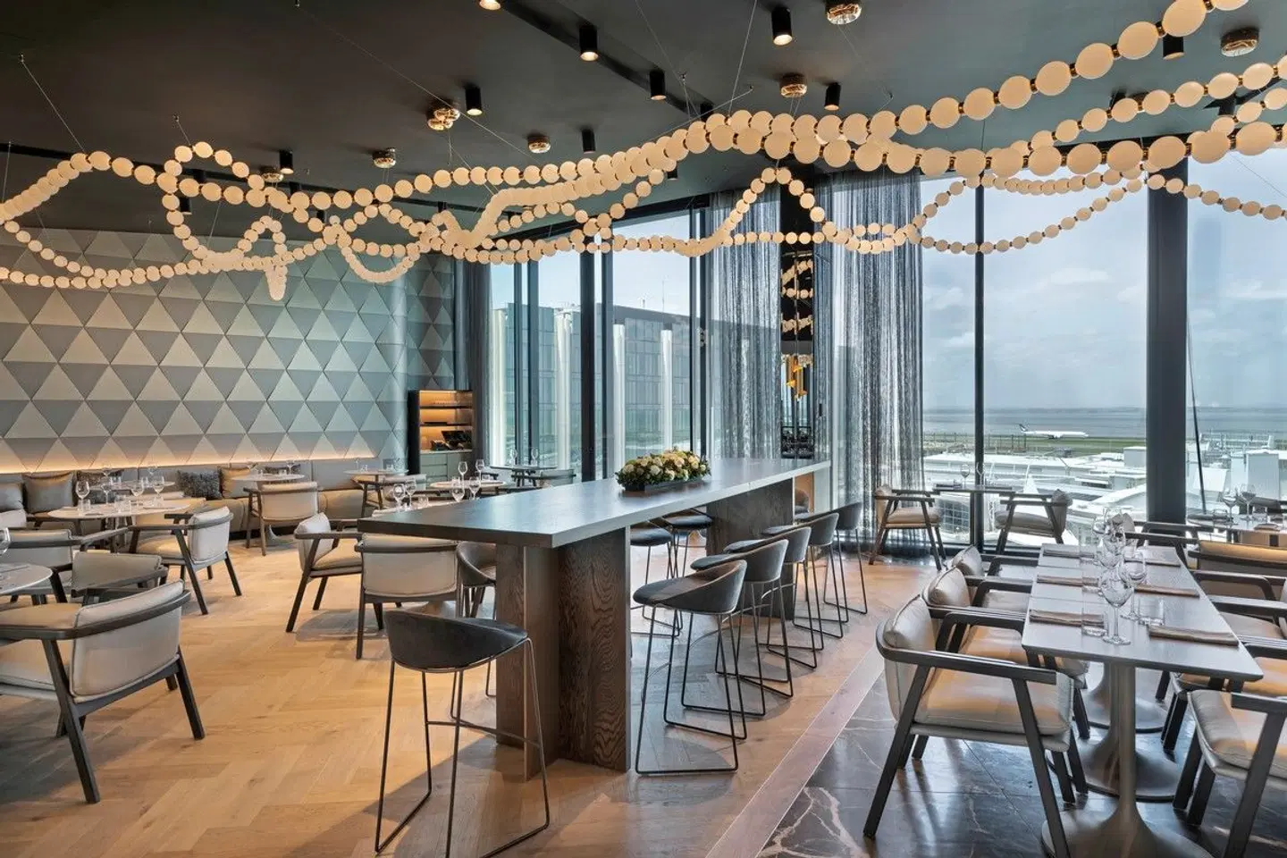 Pullman Auckland Hotel & Apartments Bar