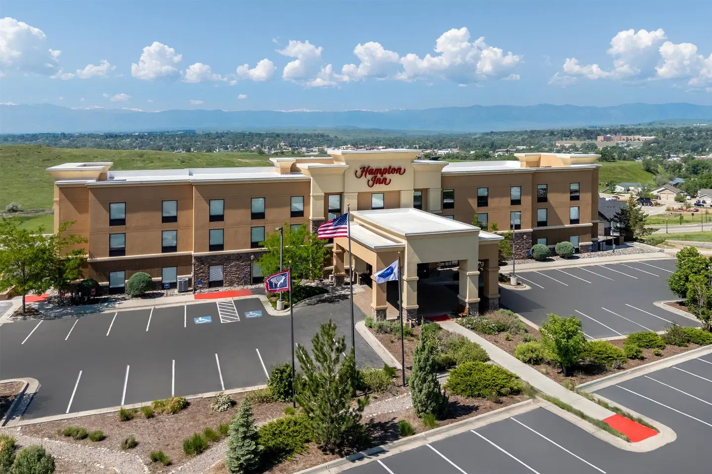 Hampton Inn Sheridan EXTERIOR
