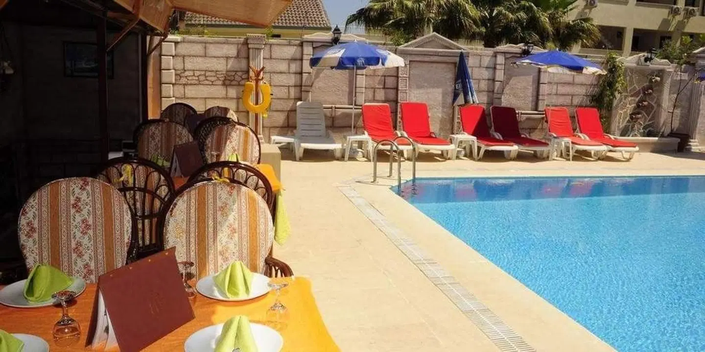 Orient Apart Otel OUTDOOR_POOL