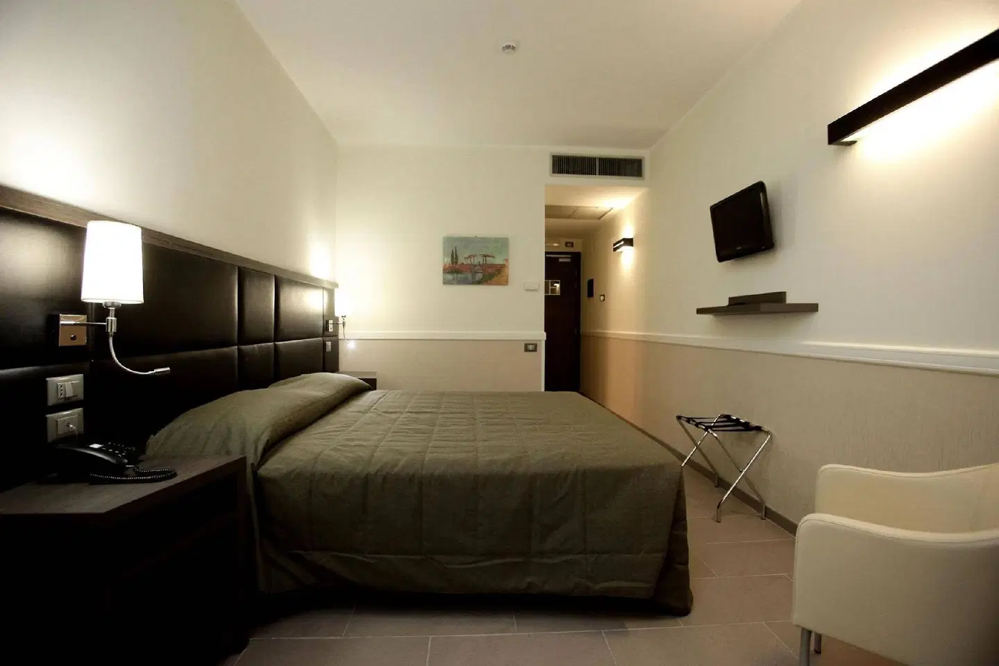 Artis ROOM_EXAMPLE