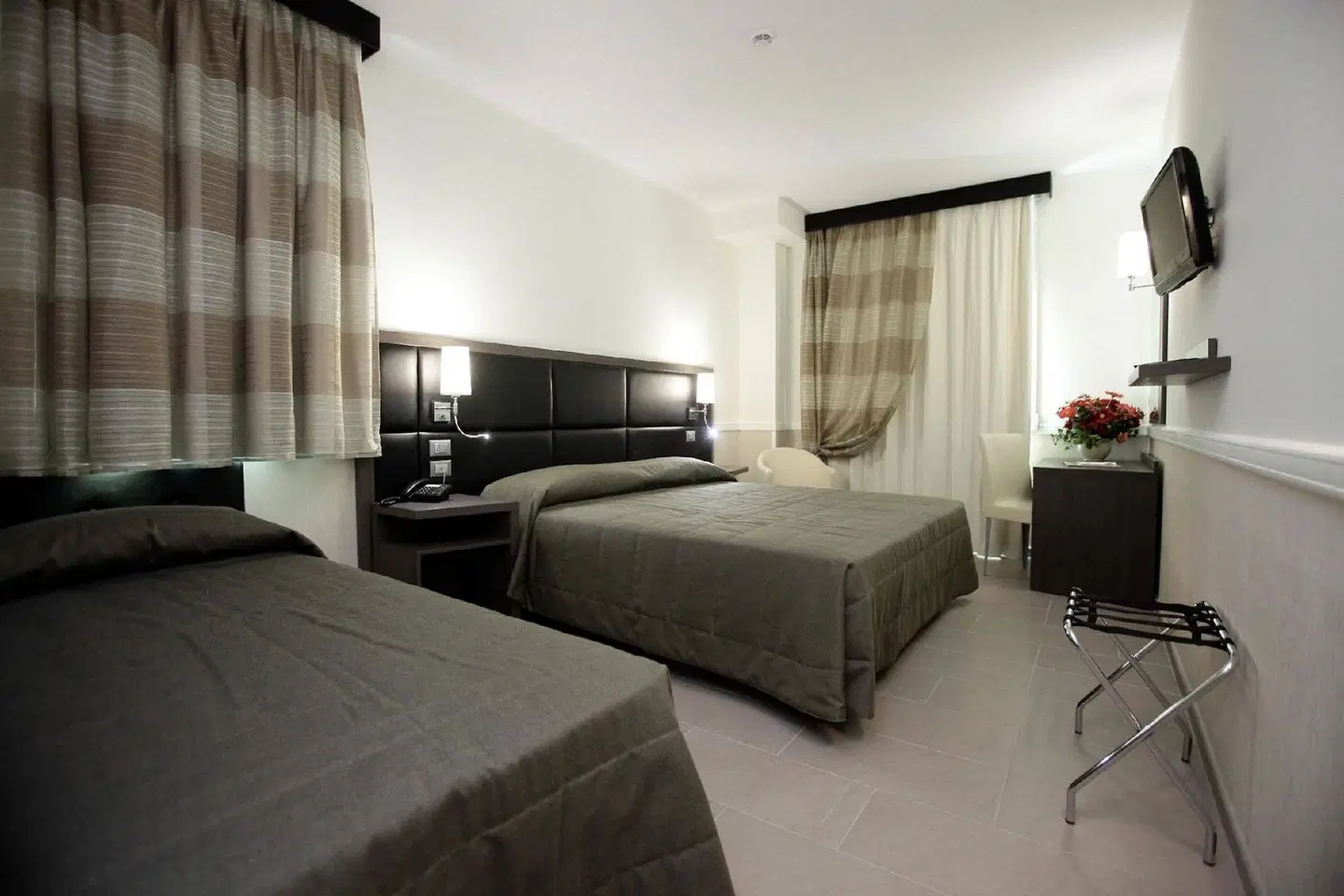 Artis ROOM_EXAMPLE