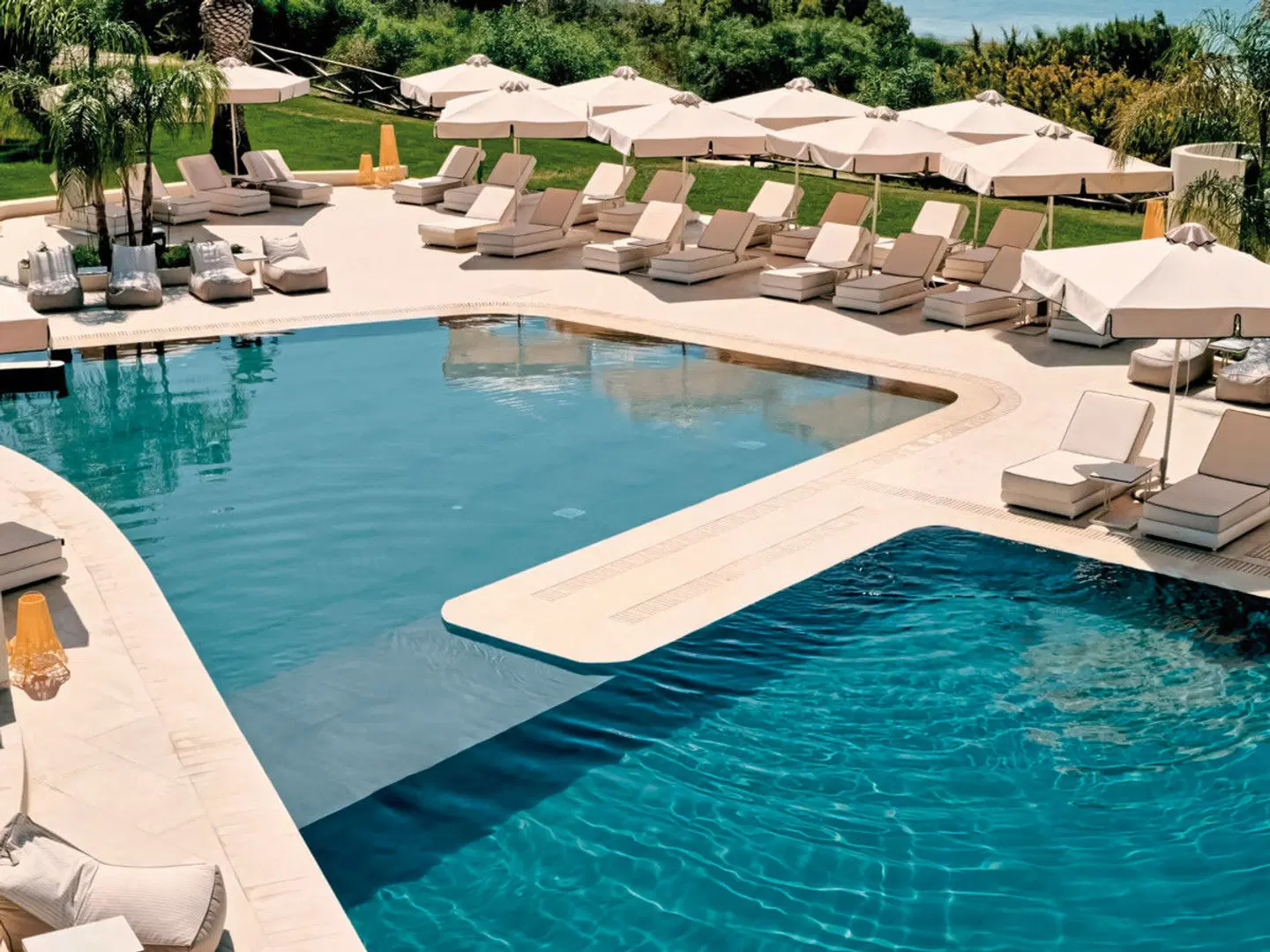 Mangia's Torre del Barone Resort OUTDOOR_POOL