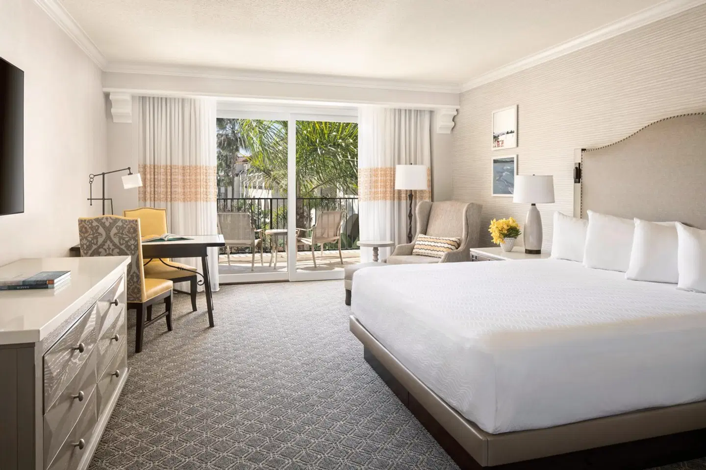 Hyatt Regency Huntington Beach Resort and Spa ROOM_EXAMPLE