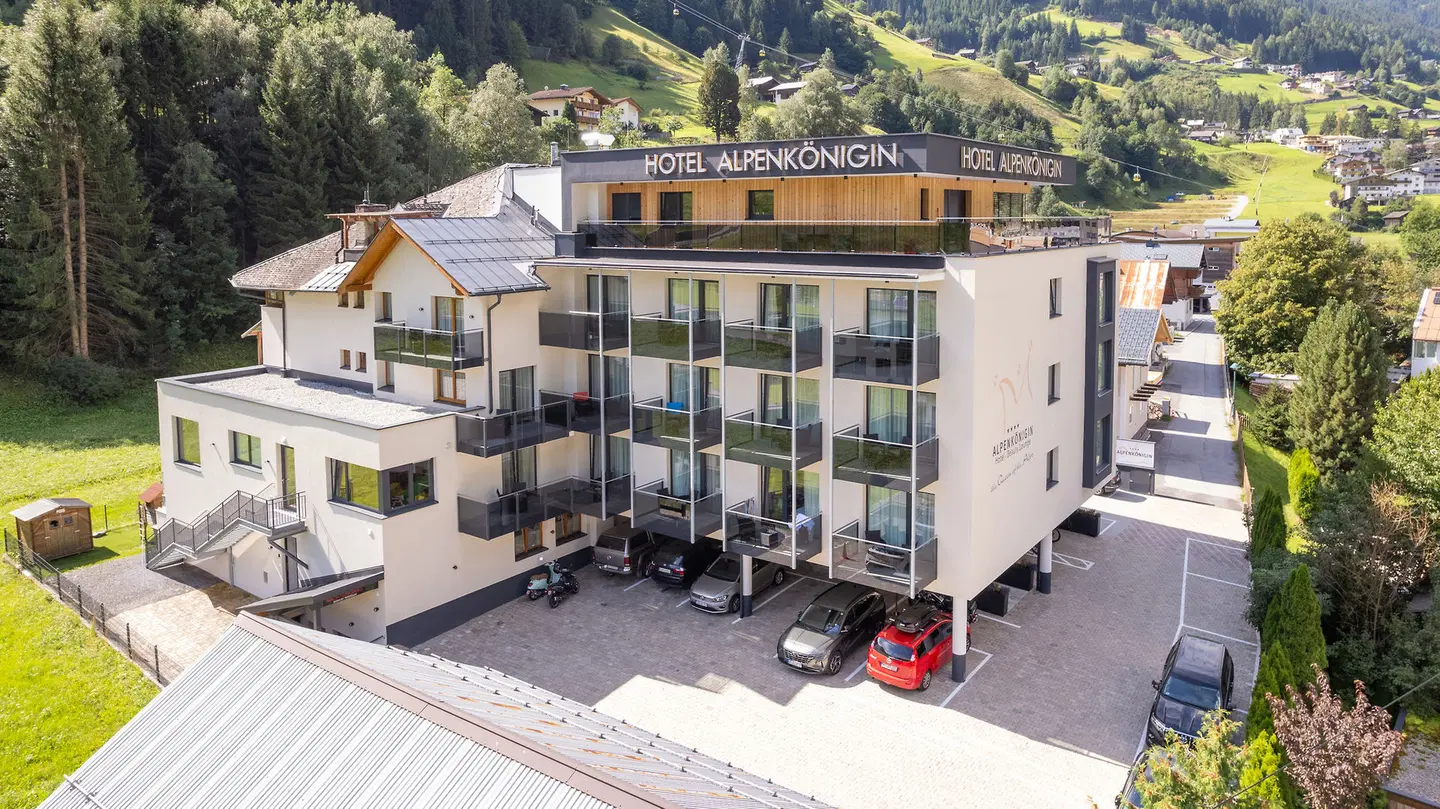 Alpenkönigin EXTERIOR