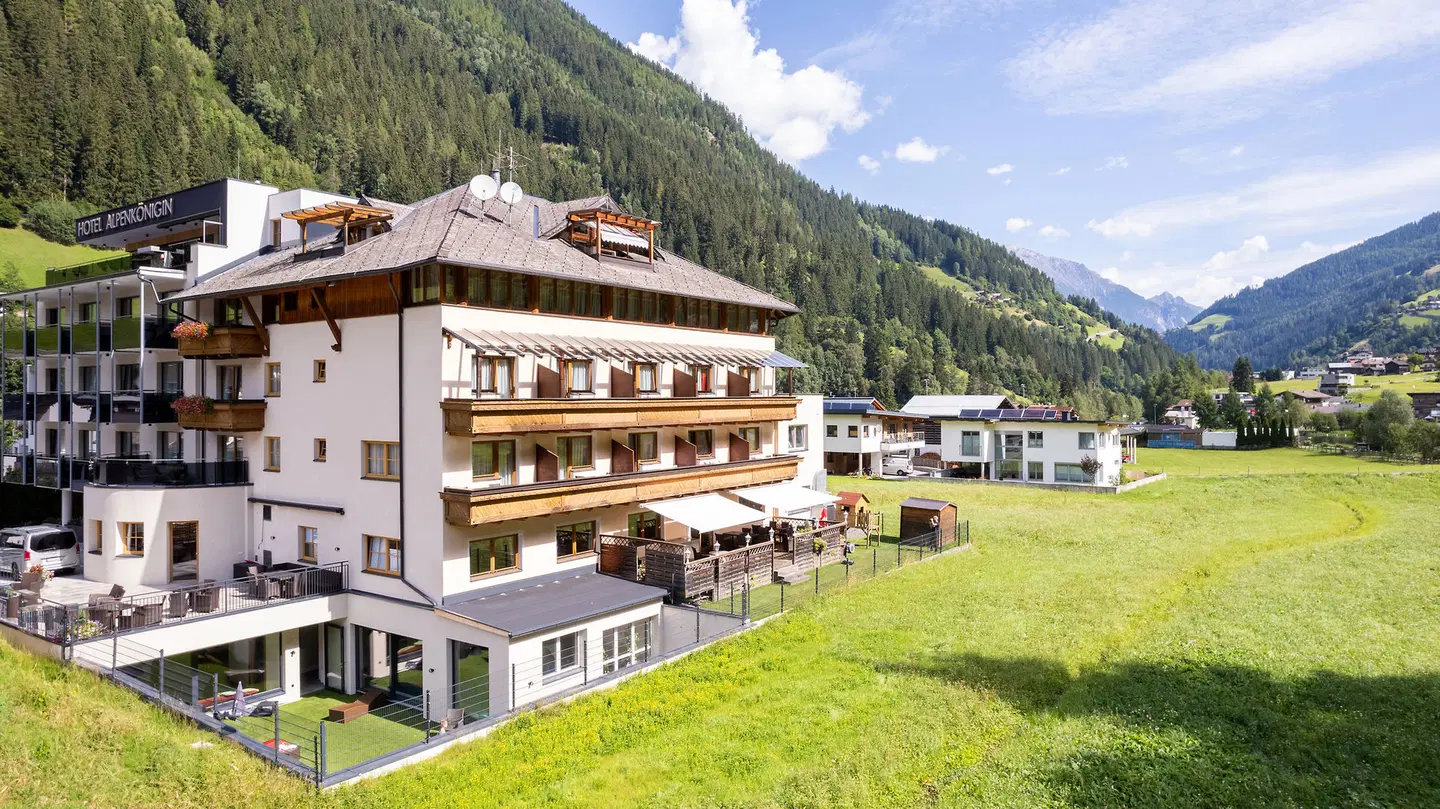 Alpenkönigin EXTERIOR
