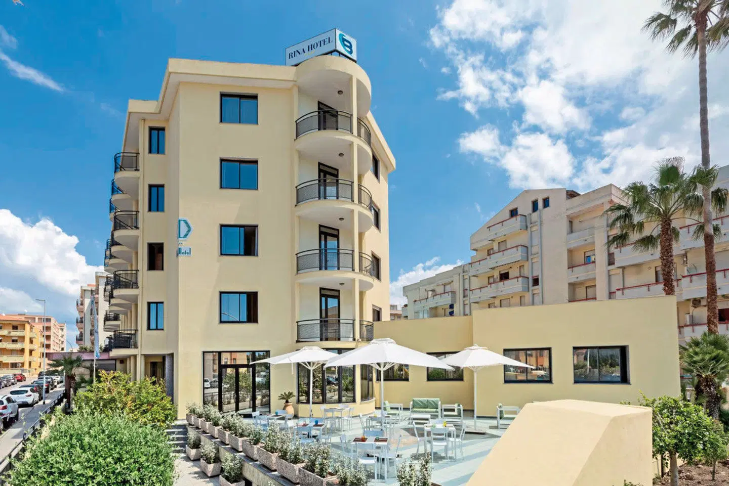 Rina Hotel EXTERIOR