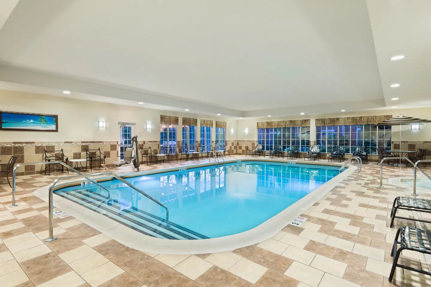 Homewood Suites by Hilton Buffalo-Amherst Hallenbad