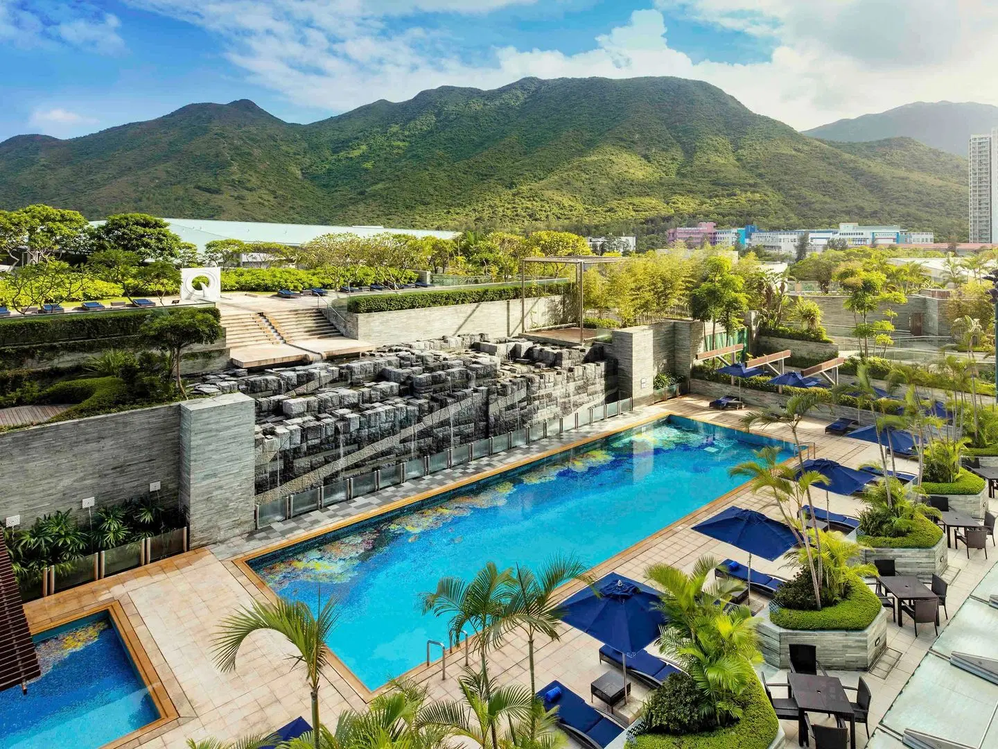 Novotel Hong Kong Citygate Hotel OUTDOOR_POOL
