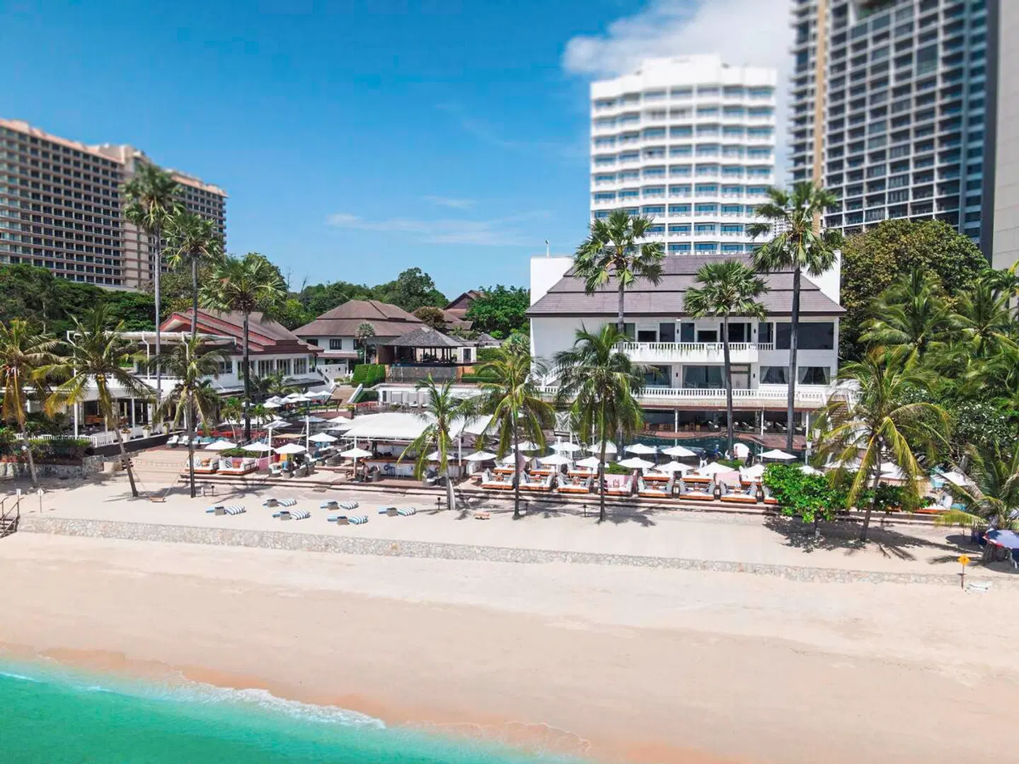 Pullman Pattaya Hotel G Strand