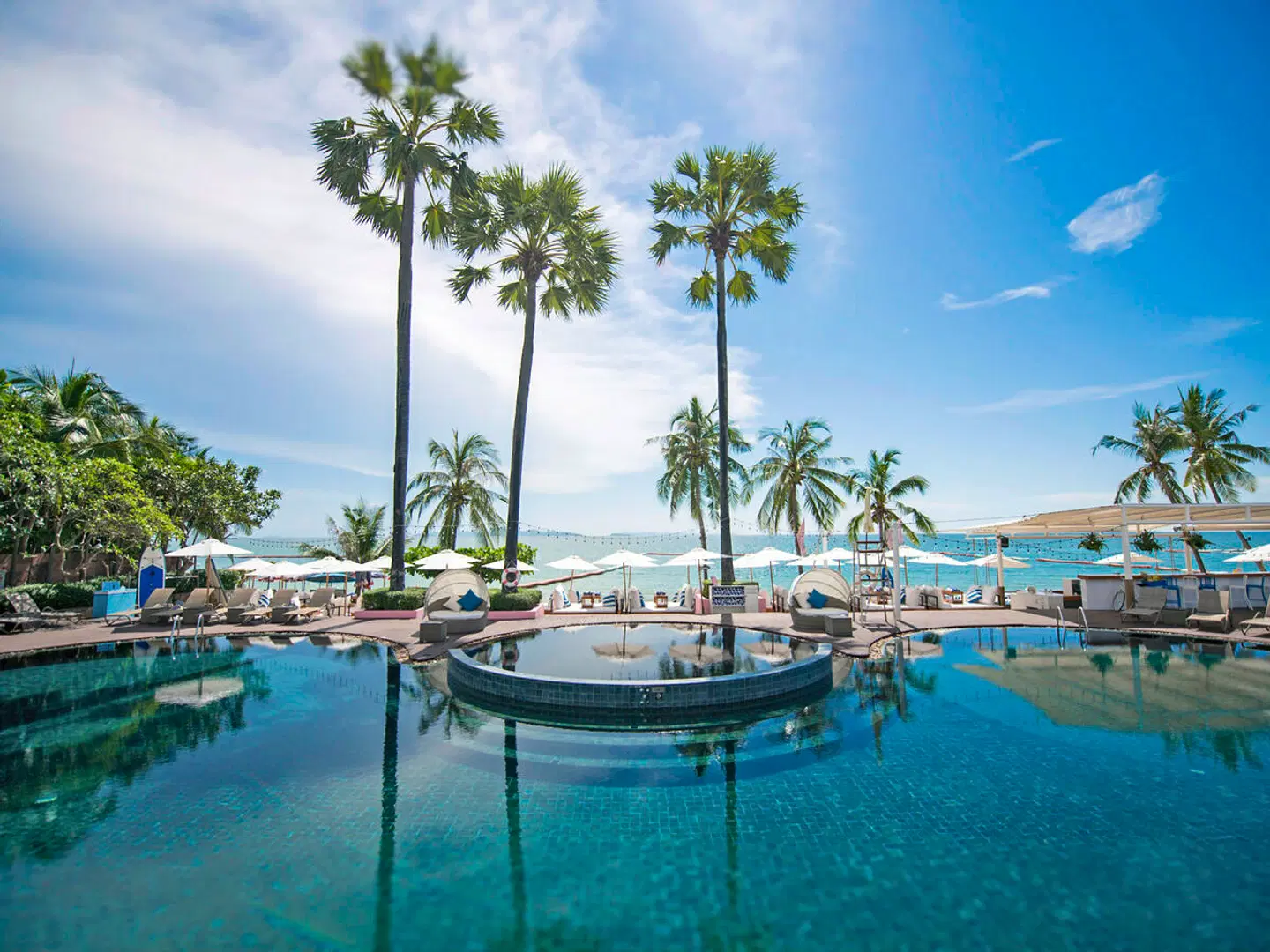 Pullman Pattaya Hotel G OUTDOOR_POOL