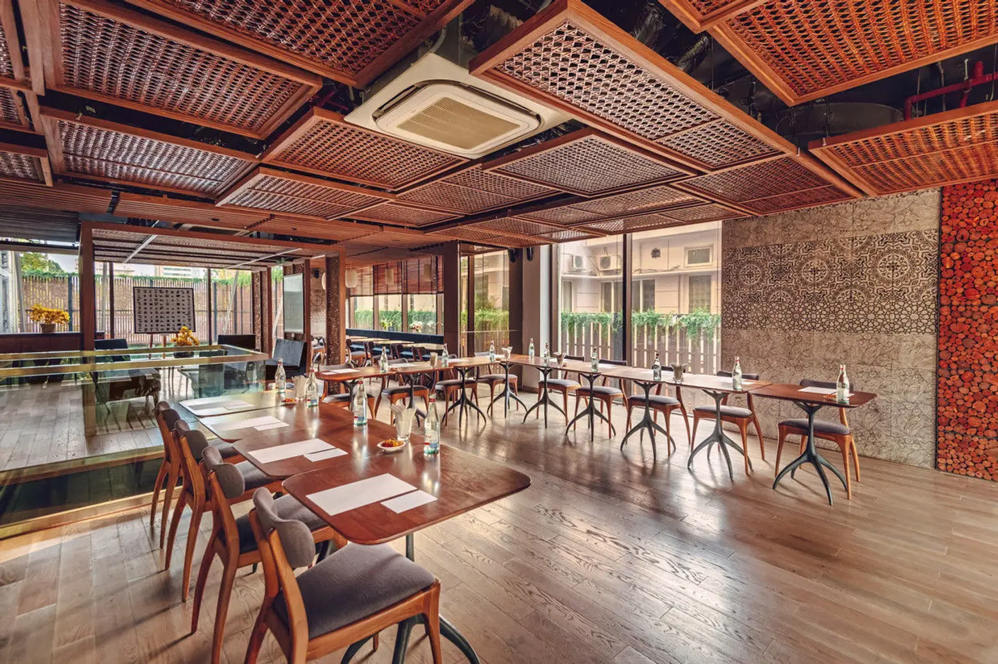 SILA Urban Living Bar