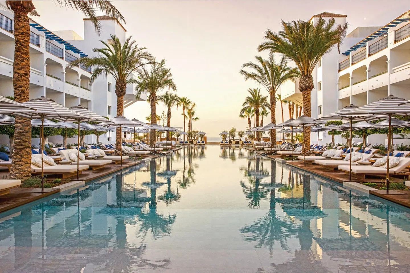 METT Marbella - Estepona OUTDOOR_POOL