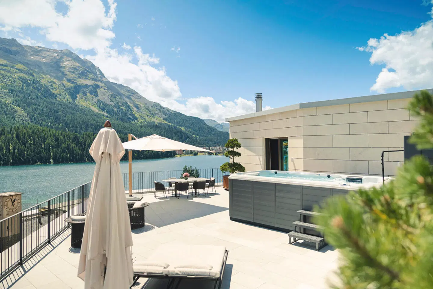 GRACE LA MARGNA ST MORITZ Terrasse