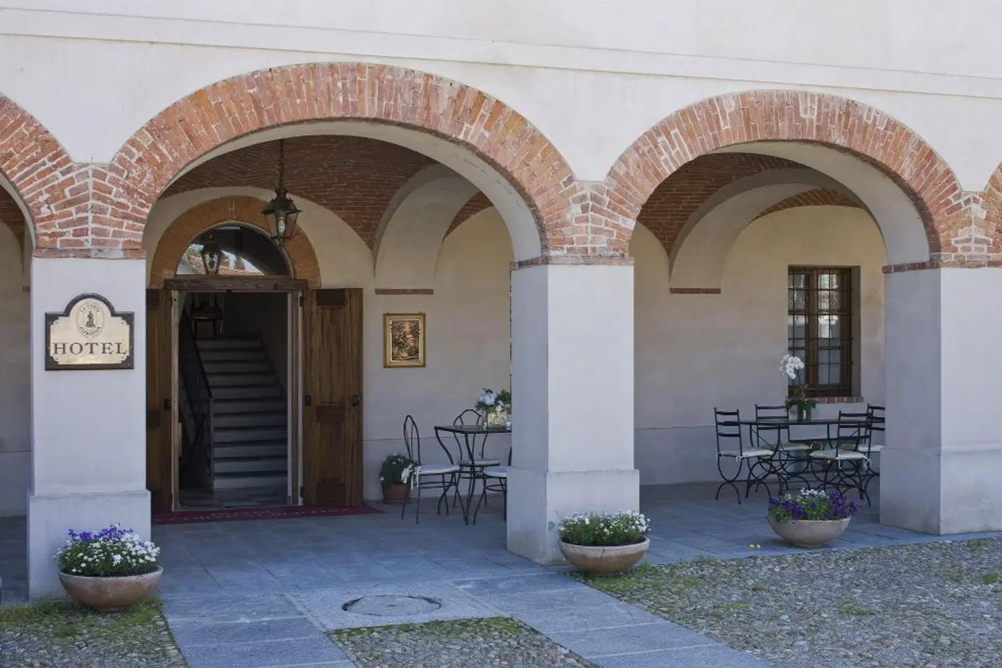 Albergo La Corte Albertina EXTERIOR