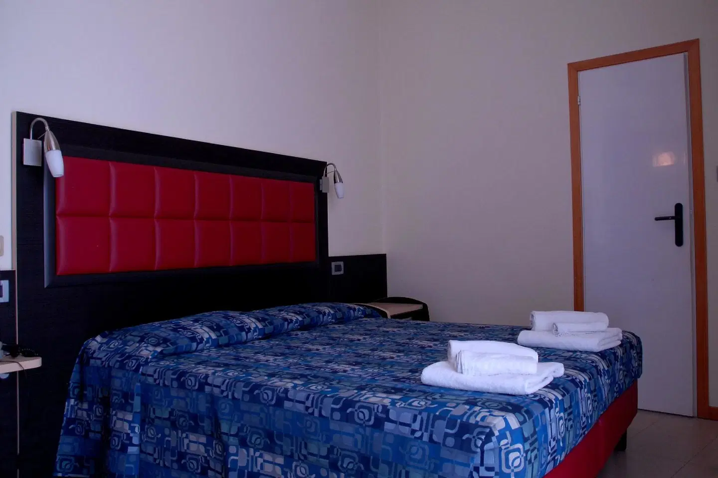 Hotel Arno ROOM_EXAMPLE