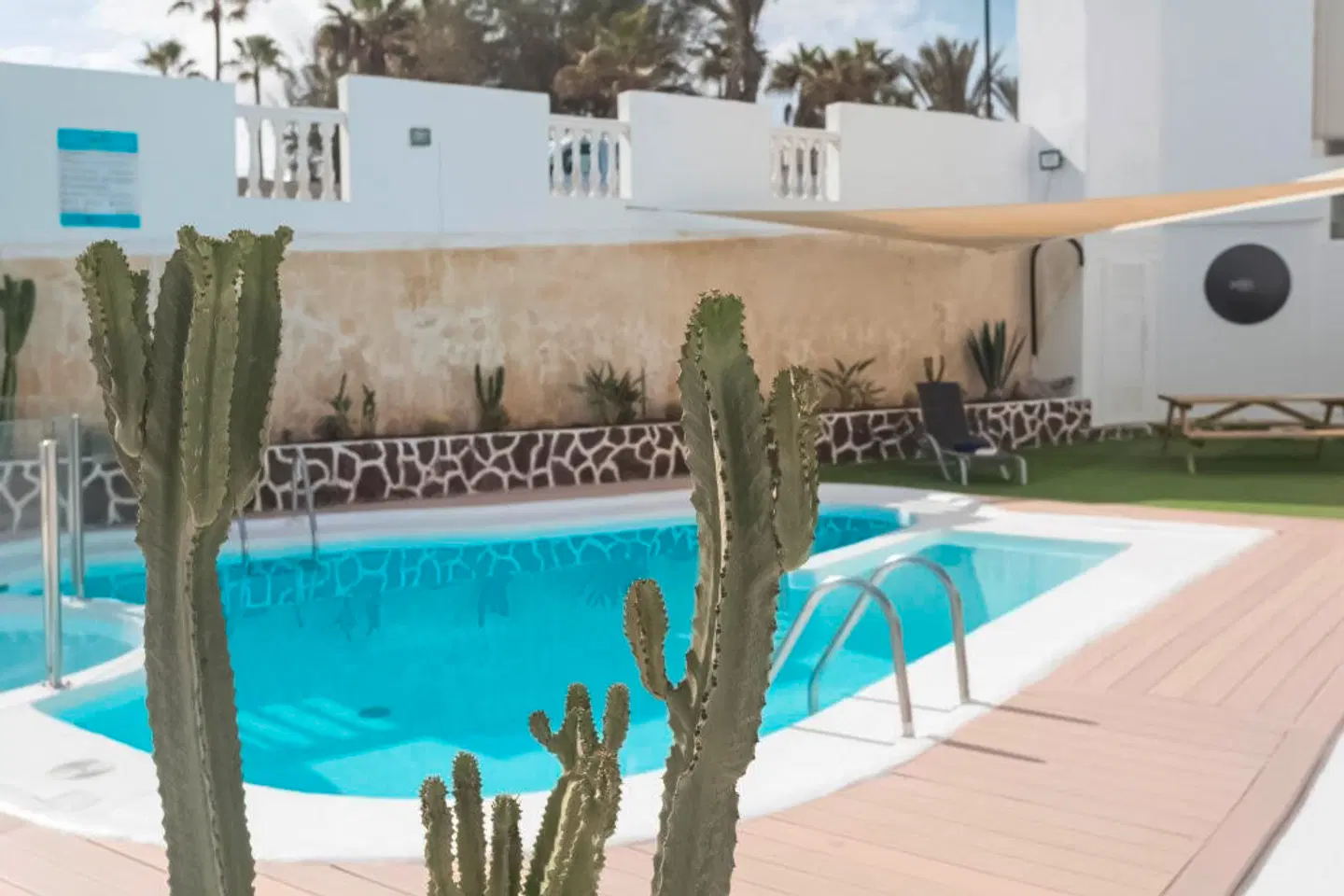 LIVVO Galera Beach OUTDOOR_POOL
