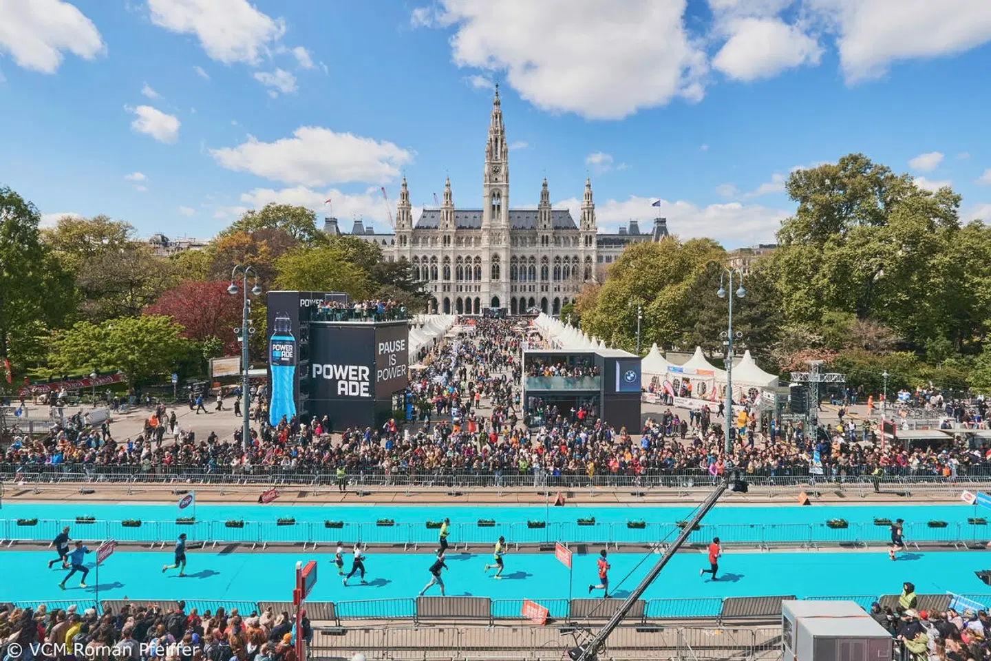 voco Vienna Prater by IHG Hotels - inkl. 1 Startnummer Wien Marathon OUTDOOR_POOL
