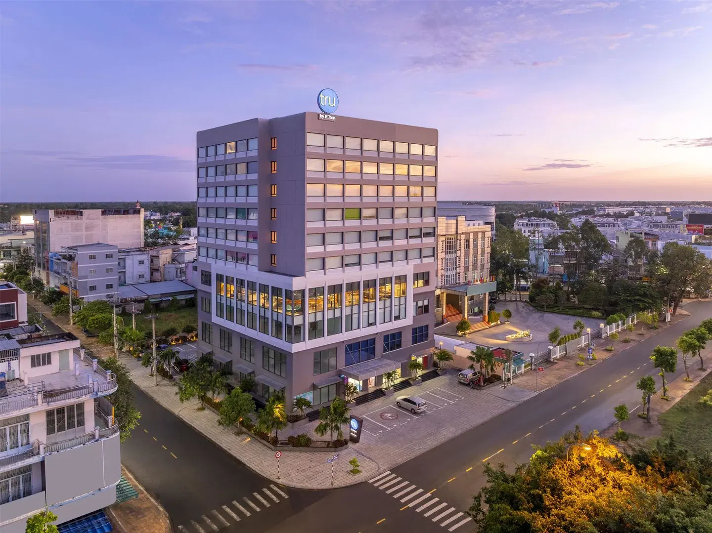 Tru by Hilton Hau Giang City Centre EXTERIOR