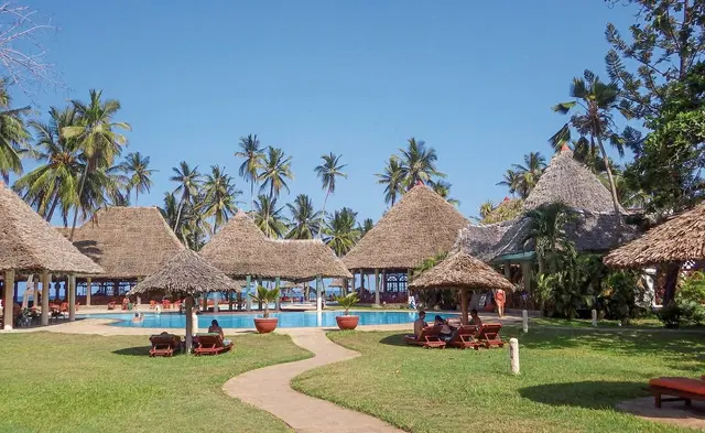 Neptune Paradise Beach Resort & Spa Garten