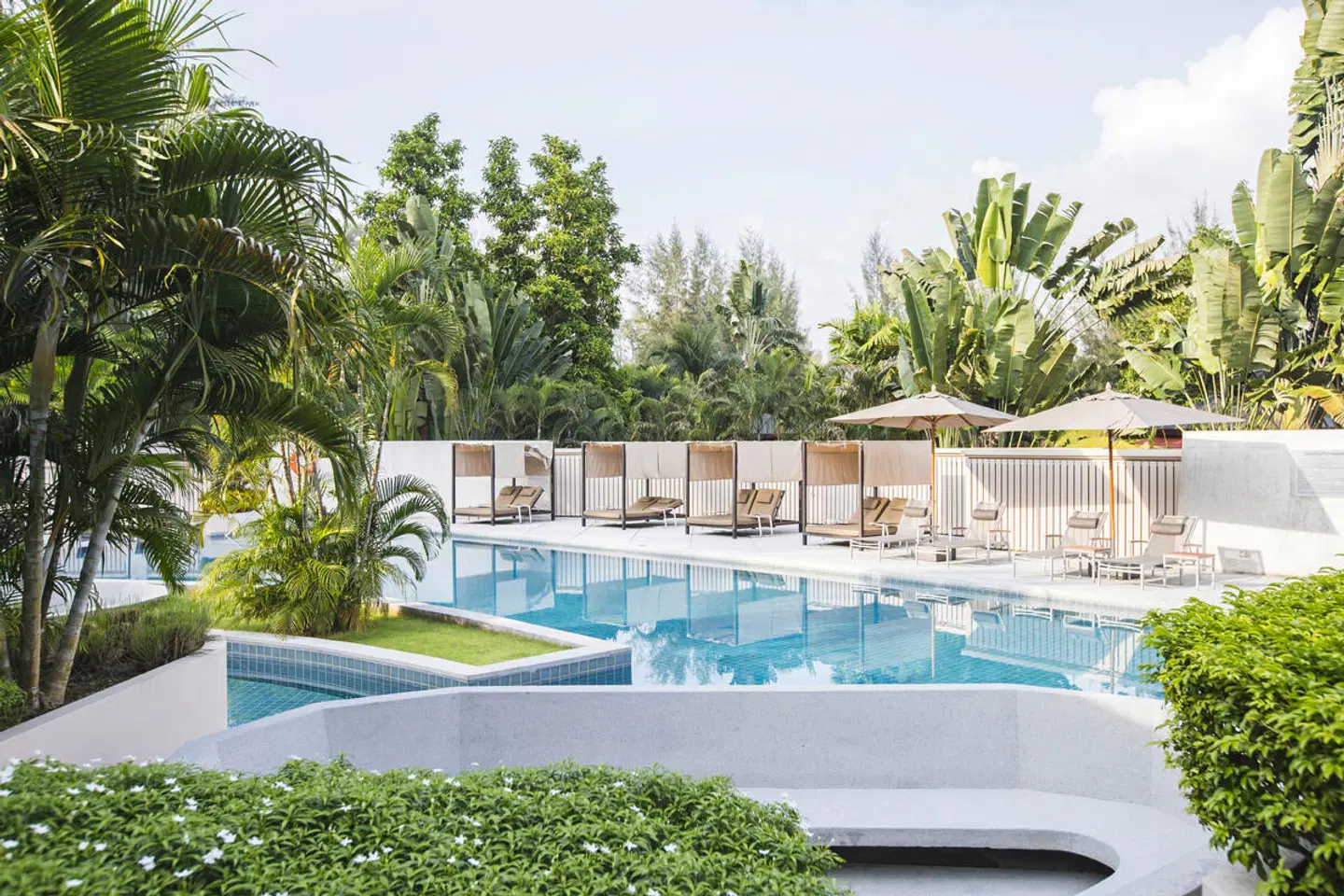 Dewa Phuket Resort & Villas OUTDOOR_POOL