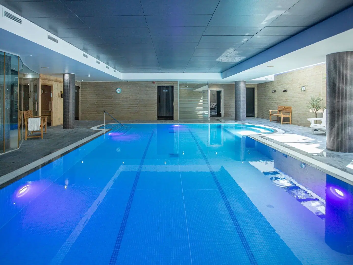 Novotel Edinburgh Park Hotel Hallenbad
