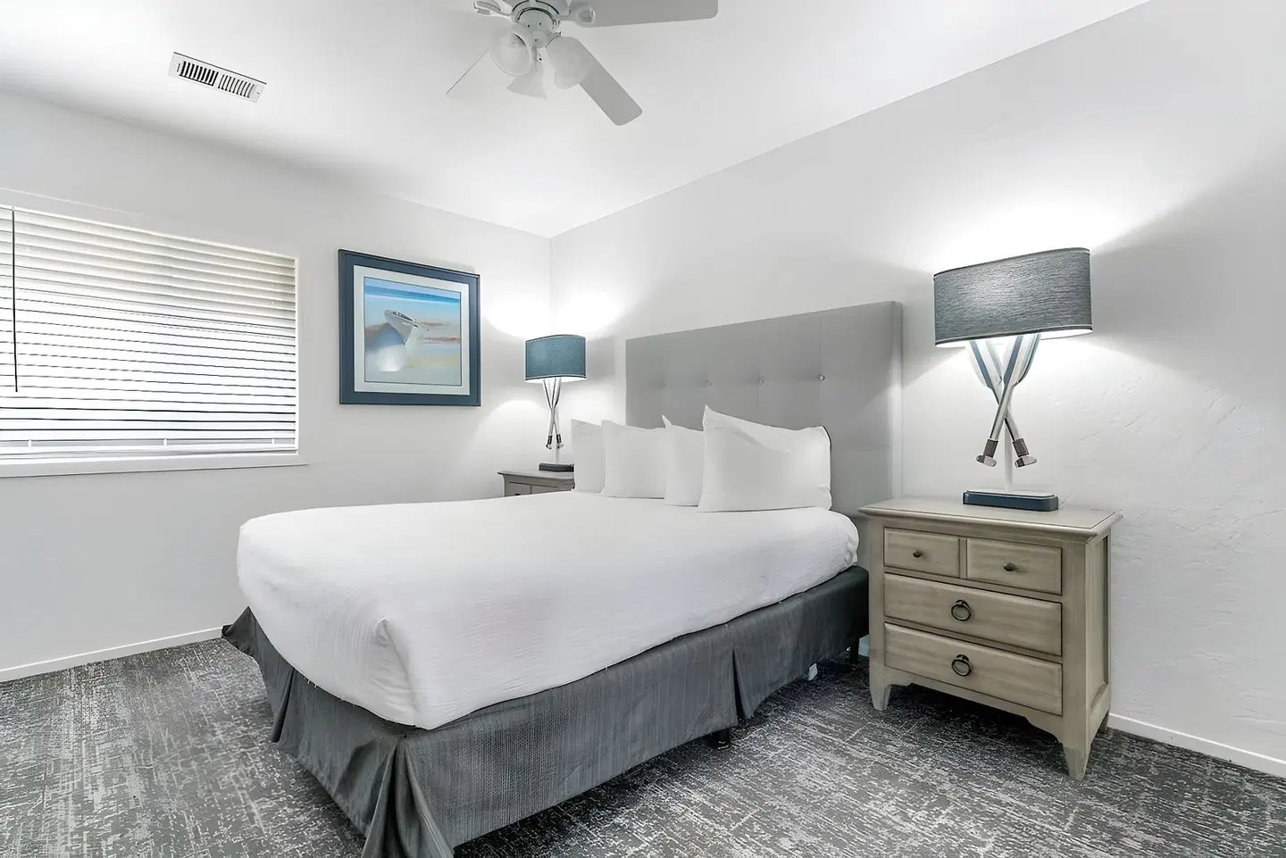 La Serena Inn ROOM_EXAMPLE
