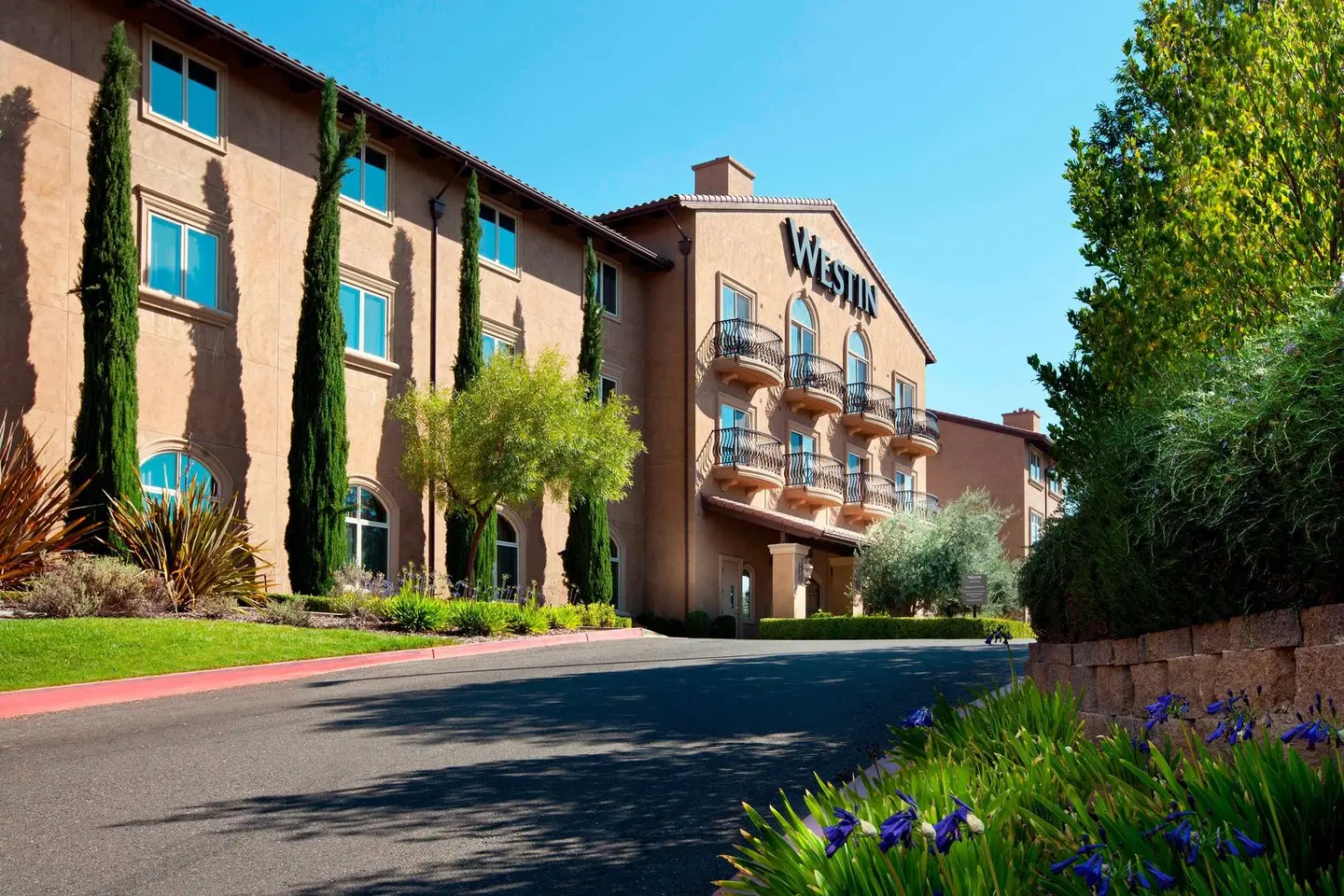 The Westin Sacramento EXTERIOR