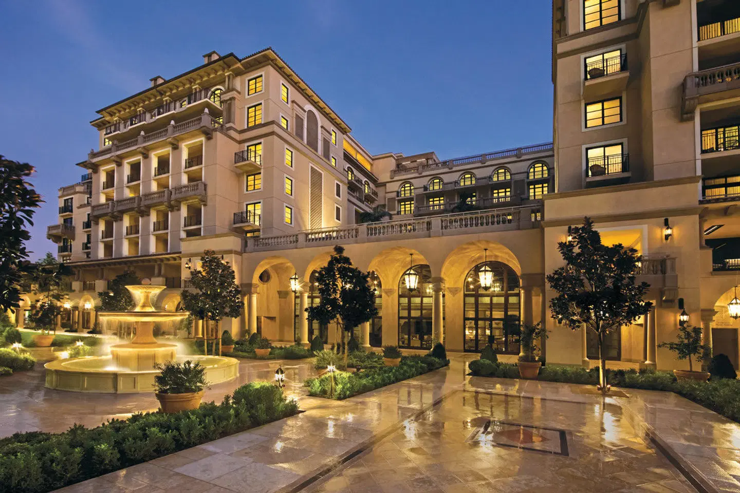 The Maybourne Beverly Hills EXTERIOR