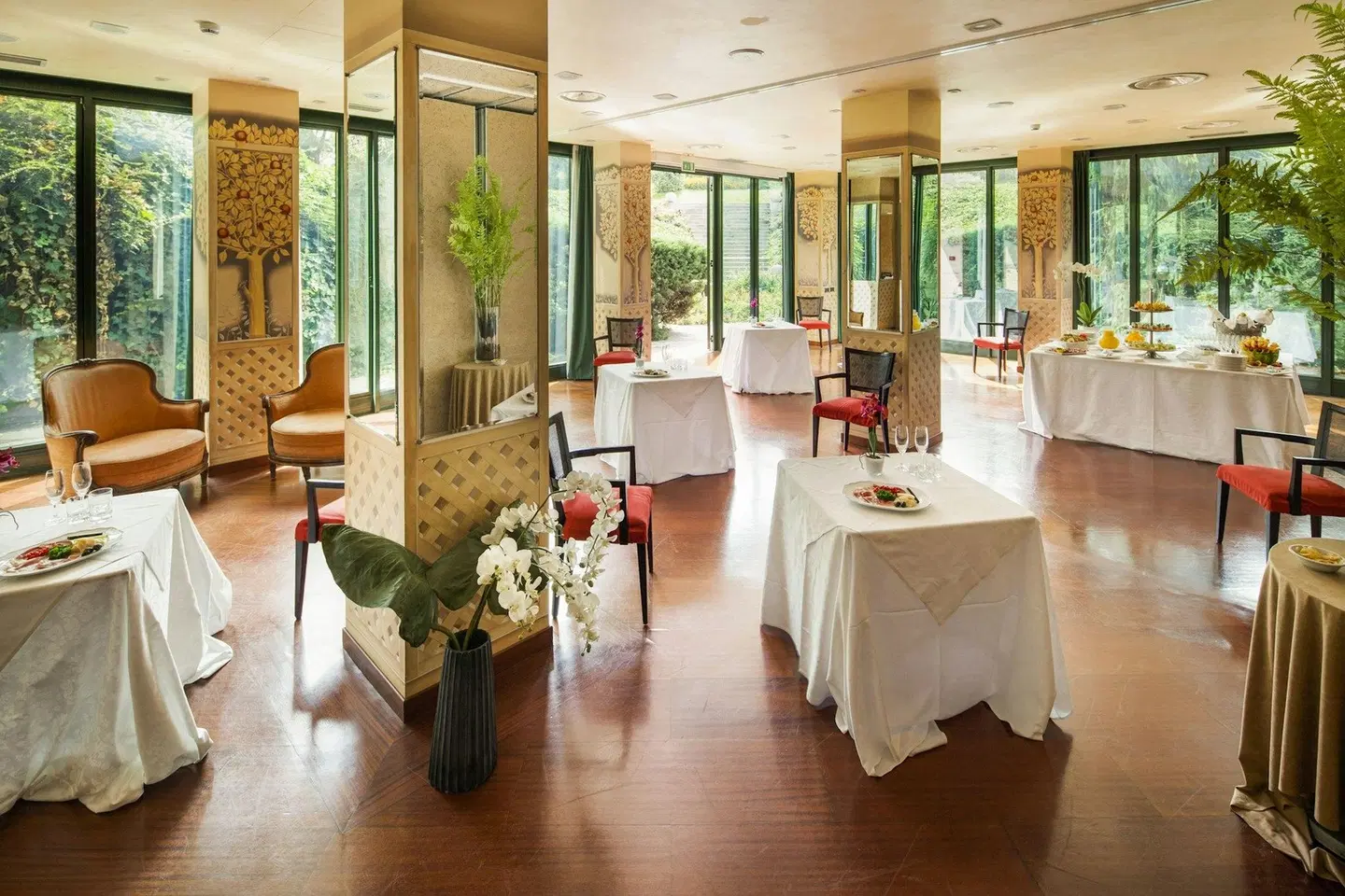 Cosmo Hotel Torri Restaurant