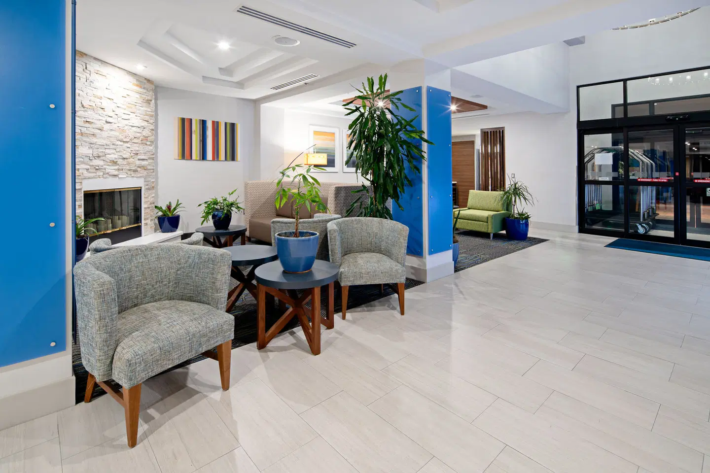 Holiday Inn Express & Suites Atascadero by IHG LOUNGE_LOBBY