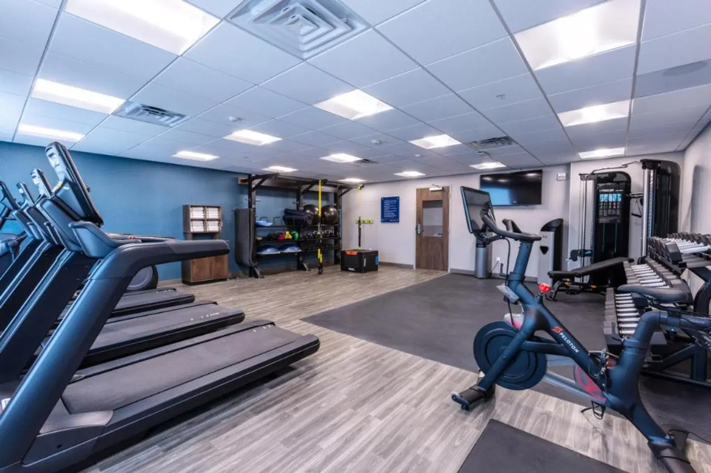 Hampton Inn & Suites Bakersfield Central SPORTS_AND_LEISURE