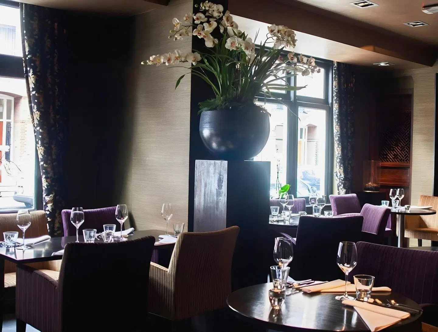 Budget Trianon Restaurant