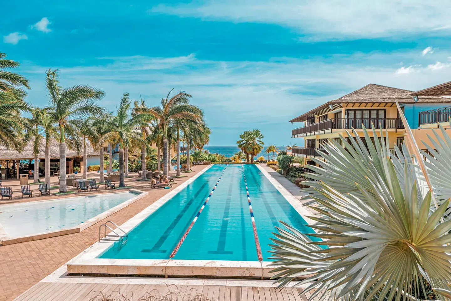 LionsDive Beach Resort OUTDOOR_POOL