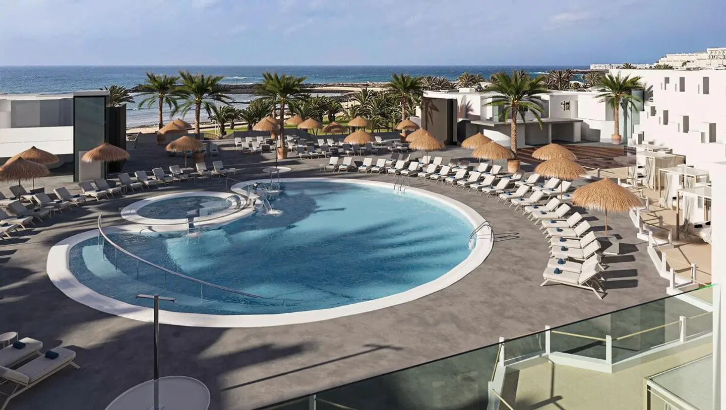 HD Sensarena Adults Only OUTDOOR_POOL