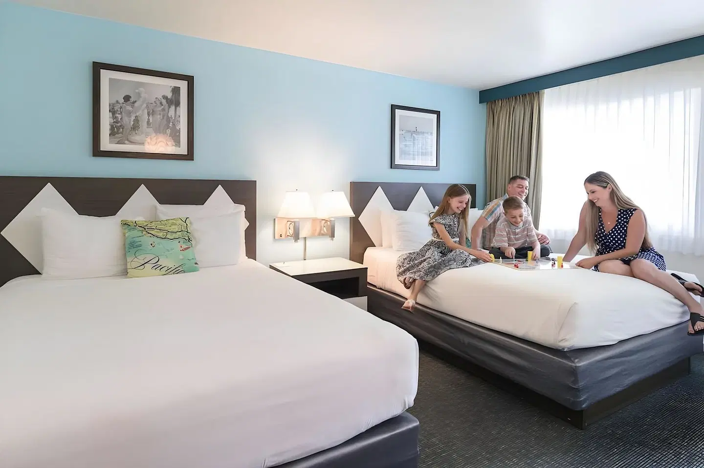 Kings Inn San Diego ROOM_EXAMPLE