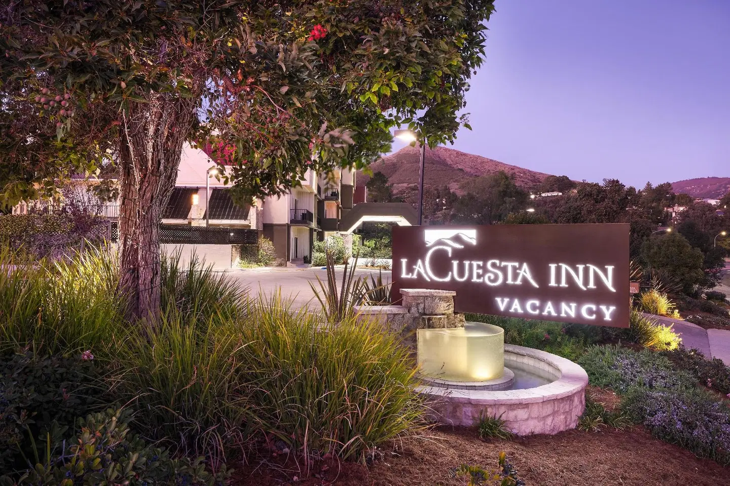 La Cuesta Inn EXTERIOR