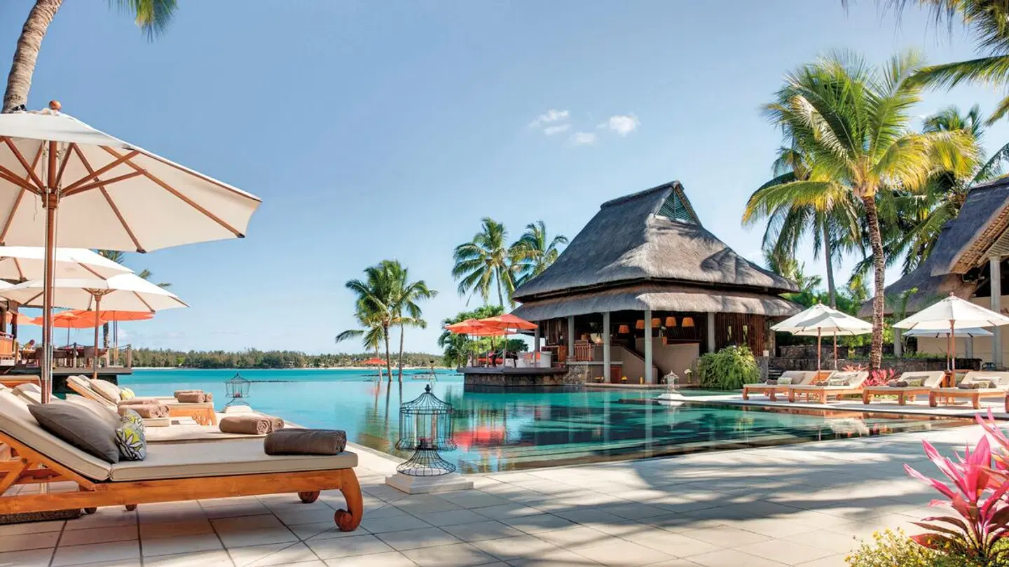 Constance Prince Maurice OUTDOOR_POOL