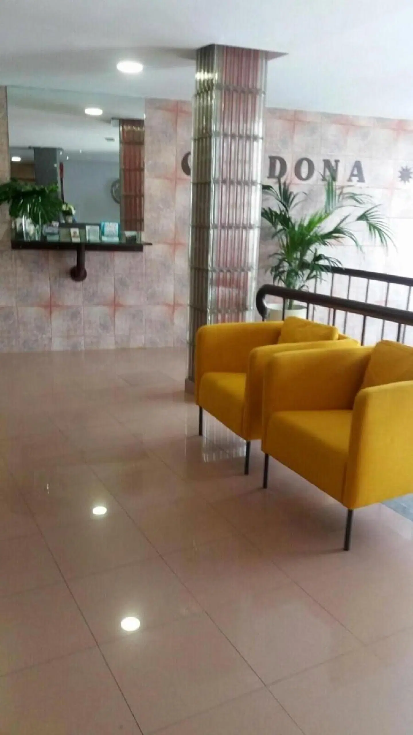 Hotel Residencia Cardona LOUNGE_LOBBY