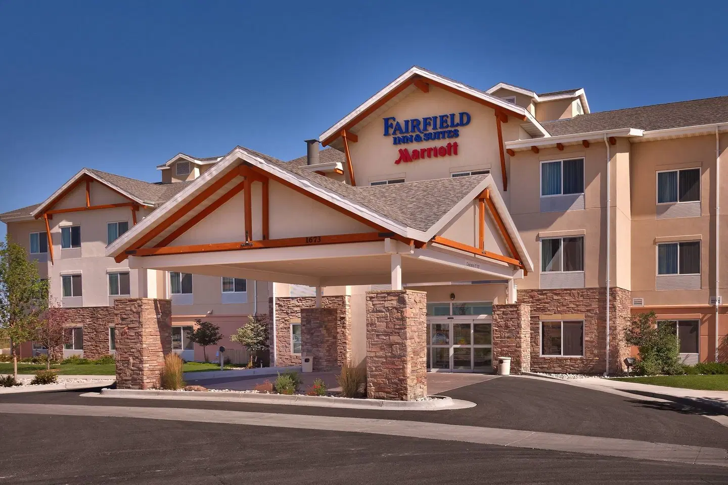 Fairfield by Marriott Inn & Suites Laramie EXTERIOR