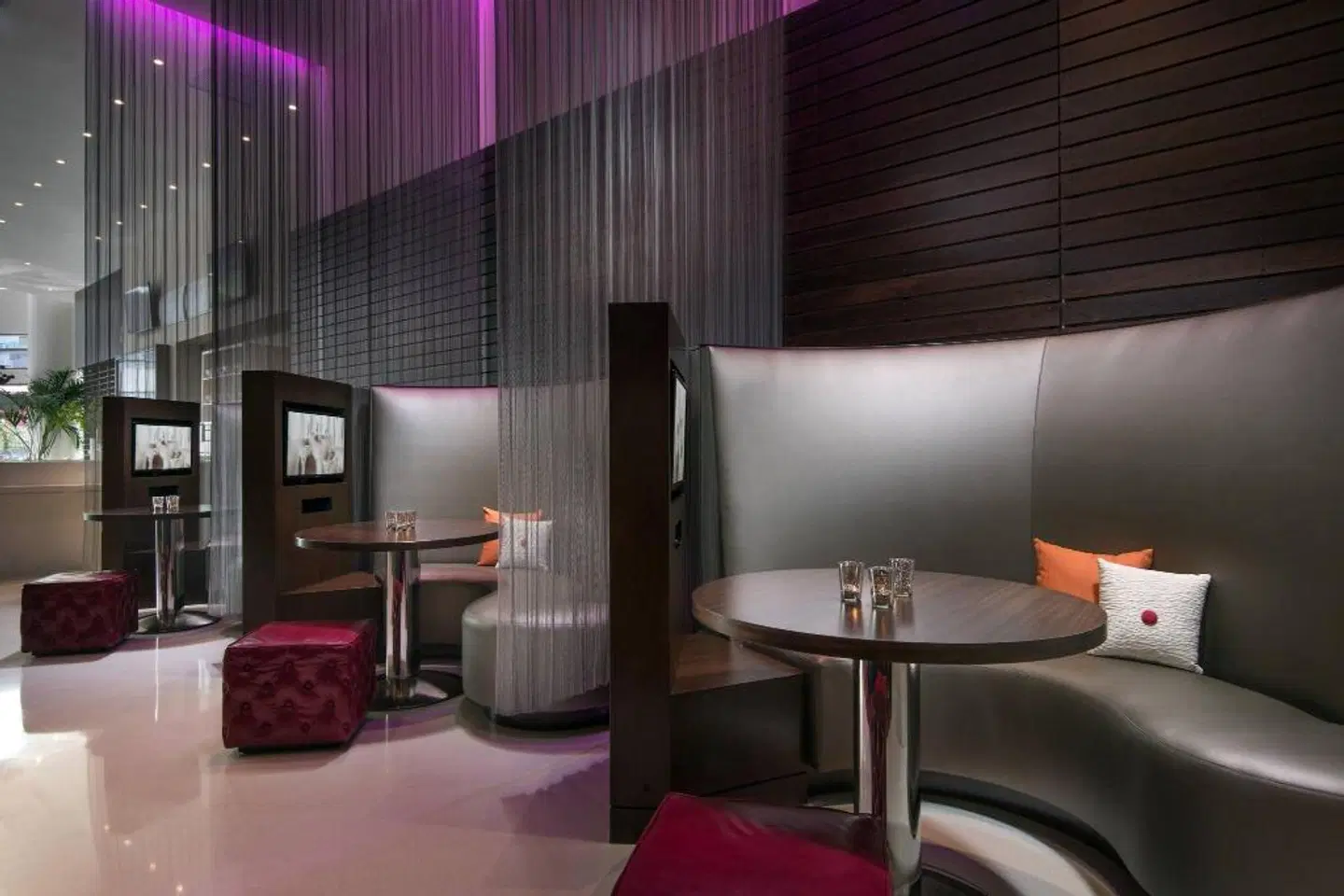 Courtyard by Marriott Los Angeles L.A. LIVE ROOM_EXAMPLE