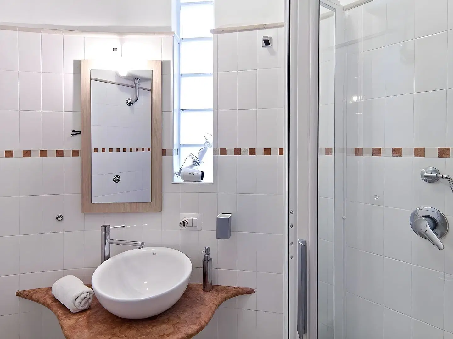Aurelia Vatican Apartments Badezimmer