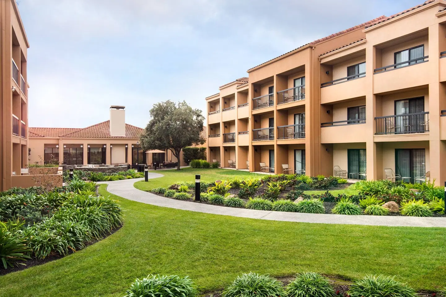 Courtyard by Marriott Fremont Silicon Valley EXTERIOR