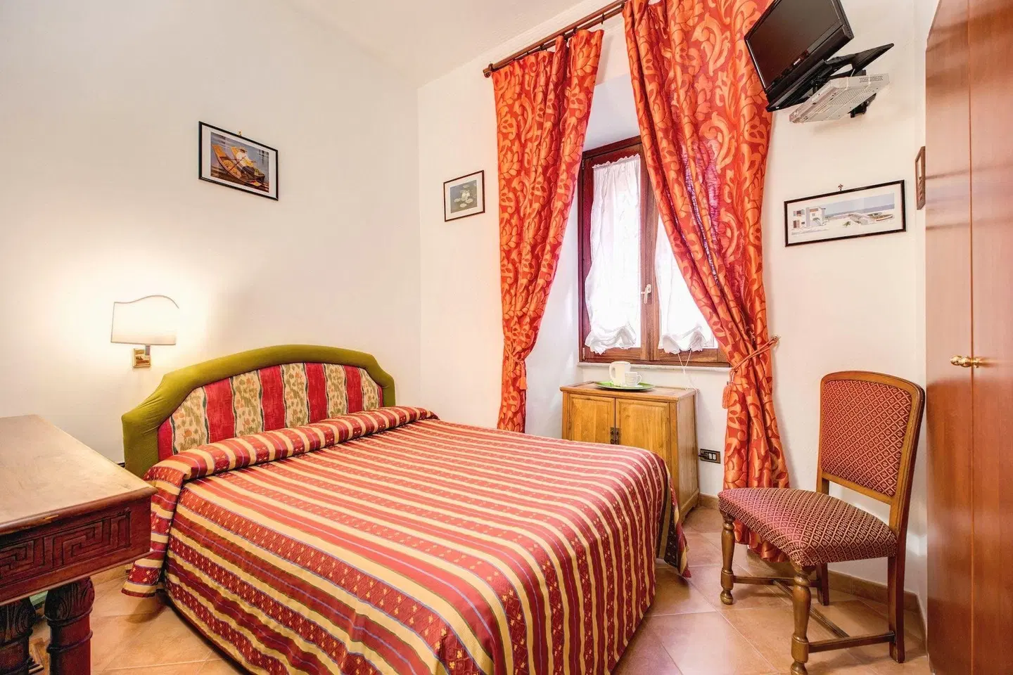 Gea Di Vulcano ROOM_EXAMPLE