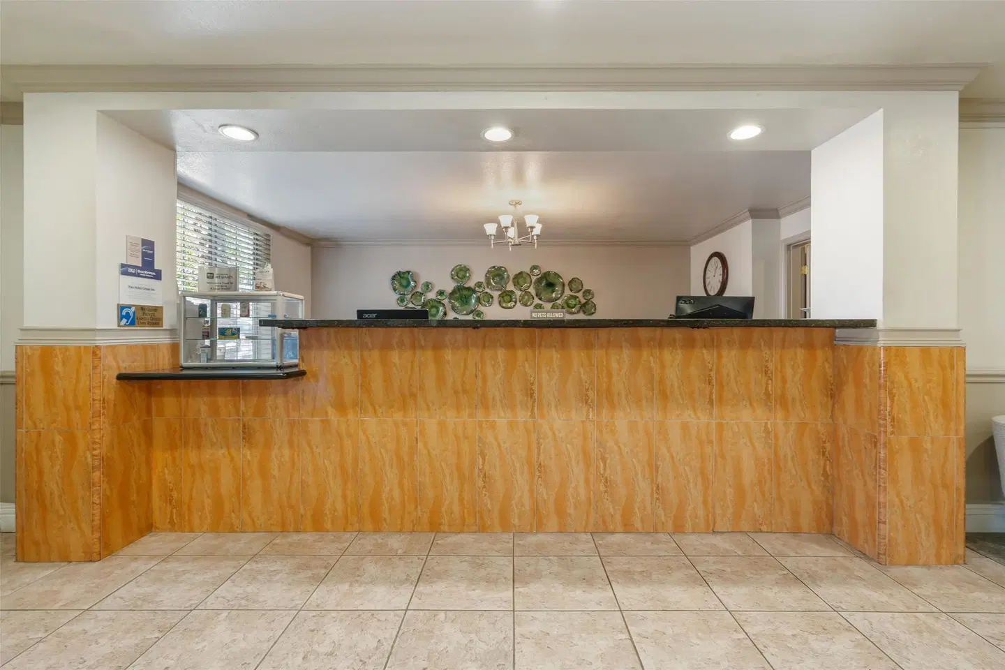 Best Western Plus John Jay Inn & Suites LOUNGE_LOBBY